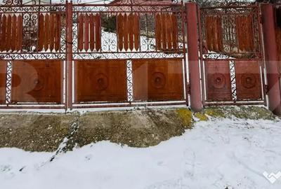 Casă cu 3 camere cu Teren 1948 Mp în Central - 7