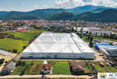 Spațiu industrial, în Râșnov