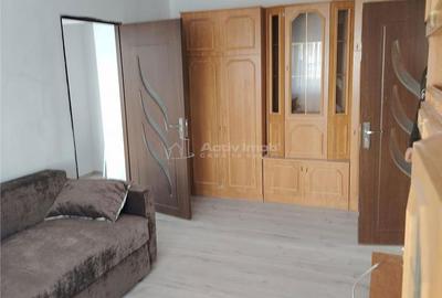 Apartament cu 2 camere în Micro 6 - 1
