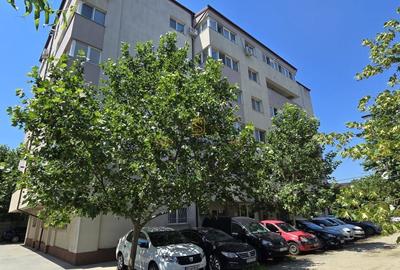 Apartament cu 2 camere semidecomandat, mobilat în Sud - 1