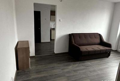 Apartament cu 4 camere în Motru - 4