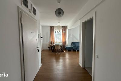Apartament cu 3 camere decomandat în Ștefan cel Mare