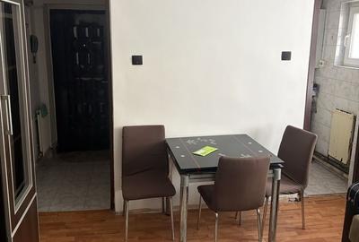 Apartament cu 2 camere nedecomandat în 9 Mai - 1