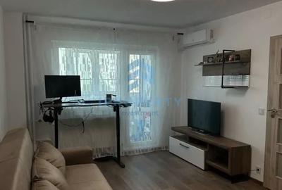 Apartament cu 2 camere decomandat în Obor