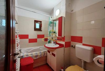 Apartament cu 2 camere semidecomandat, mobilat în Central
