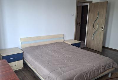 Garsonieră decomandată în Steaua