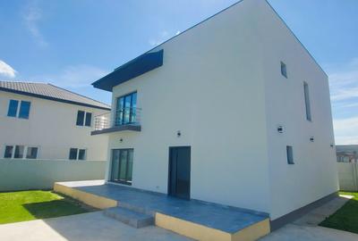 Casă individuală cu 5 camere cu Canalizare în Periferie - 2