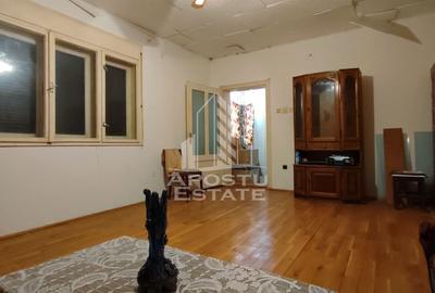 Casă individuală cu 9 camere cu Canalizare în Nord-Est - 9