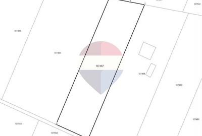 Teren de 10800 mp, în Central