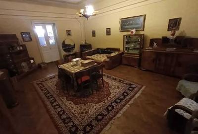 Casă cu 4 camere în Ultracentral - 3