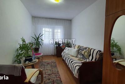 Apartament cu 3 camere decomandat în Traian - 5