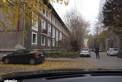 Garsonieră decomandată în Exercițiu