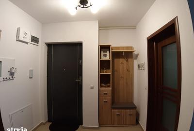 Apartament cu 3 camere decomandat în Turnișor - 2