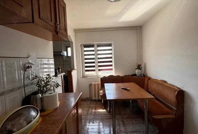 Apartament cu 3 camere decomandat în Central - 6