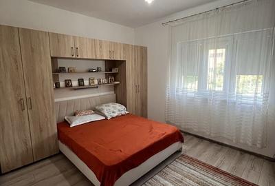 Apartament cu 2 camere decomandat în 1 Mai - 1