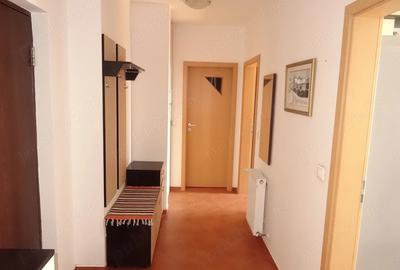 Apartament cu 2 camere decomandat în Sud