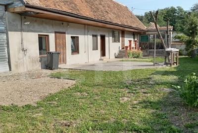 Casă individuală cu 3 camere cu Canalizare în Părău - 2