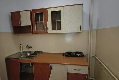 Garsonieră decomandată în Drumul Taberei