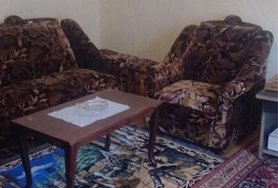 Casă cu 4 camere în Camena