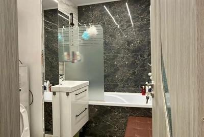 Apartament cu 2 camere decomandat în Podu Roș