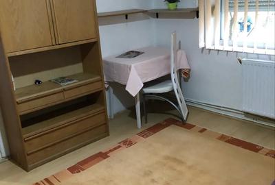 Apartament cu 2 camere semidecomandat în Micro 14 - 1