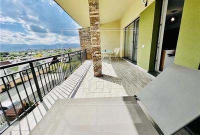 Duplex cu 4 camere cu Canalizare în Cristian - 1