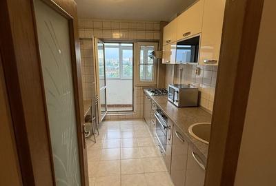 Apartament cu 2 camere decomandat în Costin Georgian