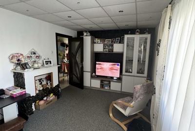 Apartament cu 3 camere decomandat în Vitrometan - 8