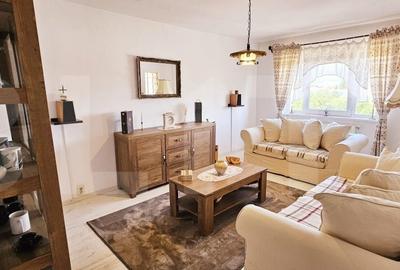 Apartament cu 3 camere decomandat în Central - 3