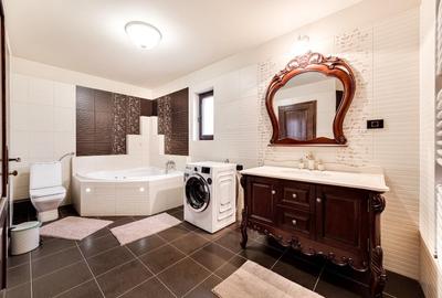 Casă individuală cu 6 camere cu Teren 1013 Mp în Central - 9