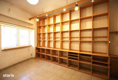 Spațiu comercial, de 28 mp, în Cetatea - 2