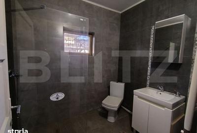 Casă cu 3 camere cu Teren 900 Mp în Central - 1