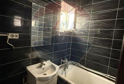 Apartament cu 5 camere decomandat în Central