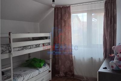 Casă cu 4 camere decomandat în Dumbrava - 3