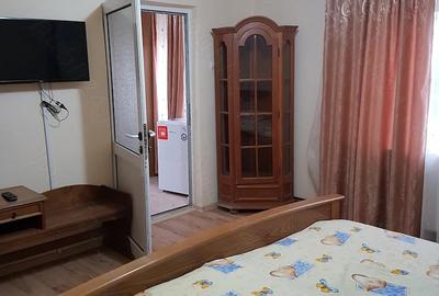 Casă cu 15 camere cu Teren 6500 Mp în Sutești - 2
