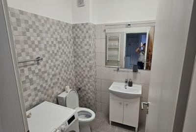 Apartament cu 2 camere decomandat în Runcu - 2