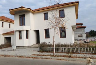Casă individuală cu 4 camere cu Canalizare în Corbeanca - 2