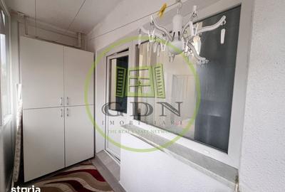 Apartament cu 3 camere decomandat, mobilat în Cornitoiu