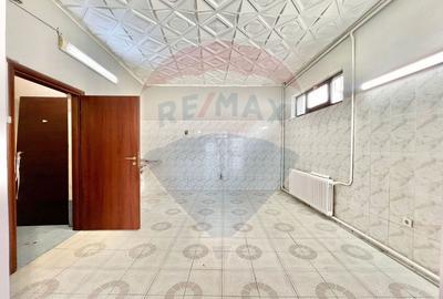 Spațiu comercial, de 122 mp, în Decebal - 9