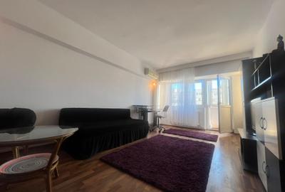 Apartament cu 2 camere decomandat în Trocadero - 2