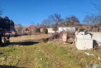 Teren de 350 mp, în Central