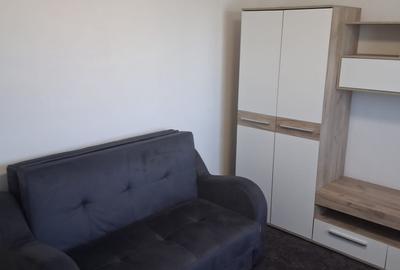Apartament cu 2 camere decomandat, mobilat în Hala Centrală - 2