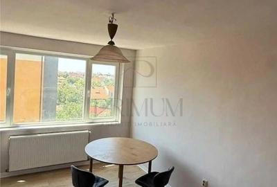 Apartament cu 2 camere decomandat în Olimpia-Stadion