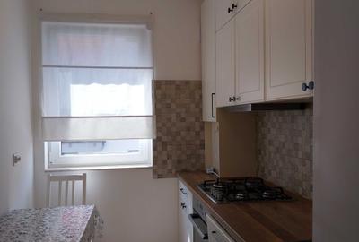 Apartament cu 3 camere decomandat în Florești - 1