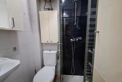 Garsonieră decomandată, mobilată în Aradului