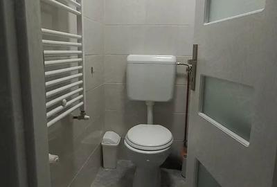 Apartament cu 4 camere semidecomandat în Central - 2