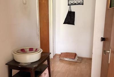 Garsonieră decomandată în Runcu - 3