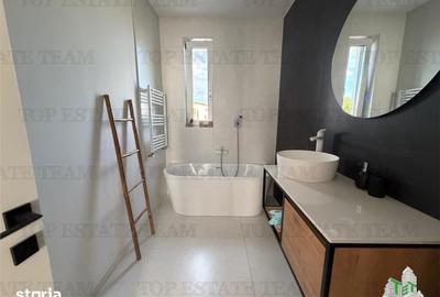 Casă cu 4 camere cu Teren 495 Mp în Corbeanca