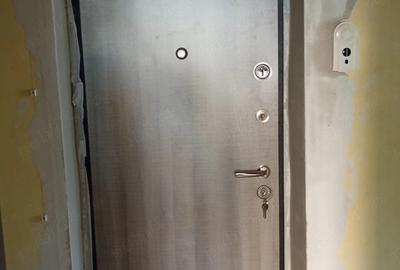 Apartament cu 3 camere decomandat în Exterior Vest - 6