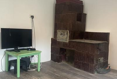 Casă cu 3 camere în Buhoci - 1